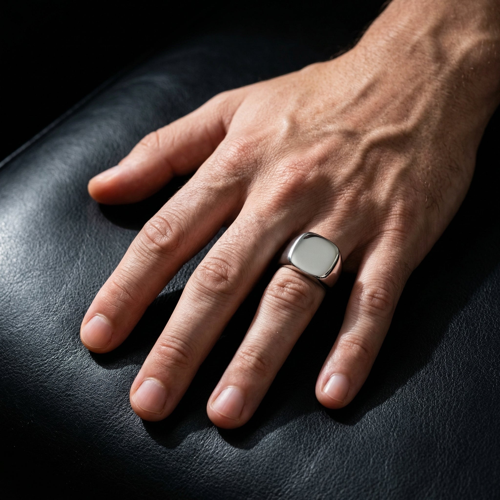 The Elyon Signet — Polished Steel